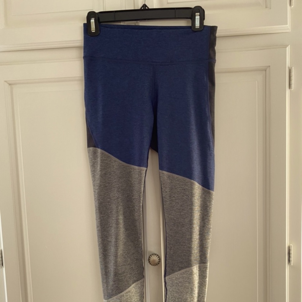 Outdoor Voices leggings